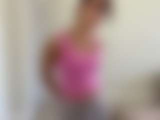 Live cam show with Marnera - Petite on Camsoda