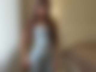 Live cam show with Marnera - Petite on SmokeAndPoke