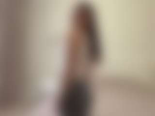 Live cam show with Marnera - Handjob on SpunkLive