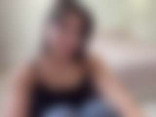Live cam show with Marnera - Athletic on xfollow cams