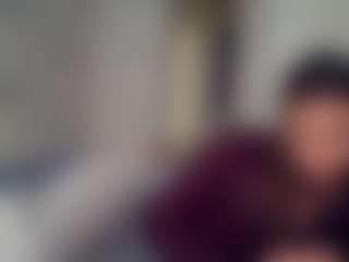Live cam show with Marnera - Petite on sexylive.show