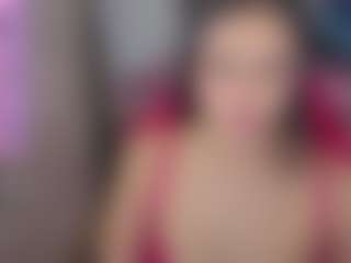 Isabella444-T's Live Sex Cam Show