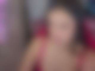 Isabella444-T's Live Sex Cam Show
