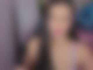 Isabella444-T's Live Sex Cam Show