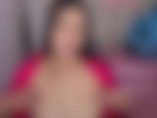 Isabella444-T's Live Sex Cam Show