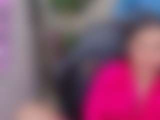Isabella444-T's Live Sex Cam Show