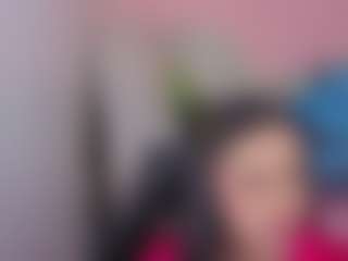 Isabella444-T's Live Sex Cam Show