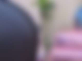 Isabella444-T's Live Sex Cam Show