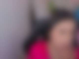 Isabella444-T's Live Sex Cam Show