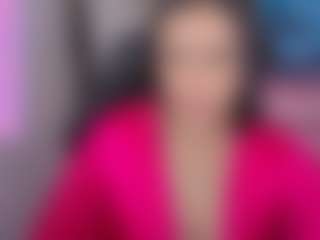 Isabella444-T's Live Sex Cam Show