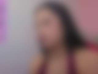 Isabella444-T's Live Sex Cam Show