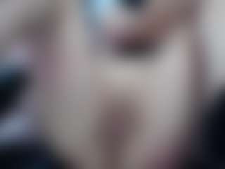 Lia-Rose-Ch's Live Sex Cam Show