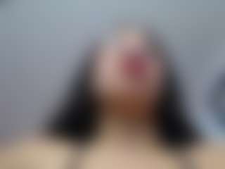 Live cam show with Lia-Rose-Ch - Skinny on livesuperchat.net