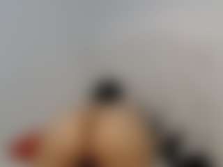 Live cam show with Miaivy - HD on Camsoda