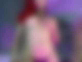 Live cam show with REDS-VELVET - Green Eyes on TottyGirls