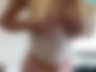 SavannaScallion's Live Sex Cam Show