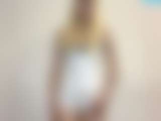 Live cam show with SavannaScallion - Mature Middle Aged on SpankPalCams