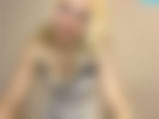 Live cam show with SavannaScallion - Foot Fetish on Camming Site