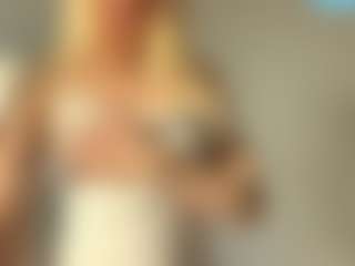 Live cam show with SavannaScallion - BBW Middle Aged on Mixed Magazine Live
