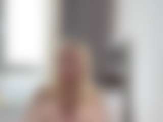 Live cam show with SavannaScallion - Nipple Piercings on Streamer API