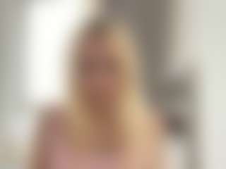 Live cam show with SavannaScallion - Thick on crypto-cams