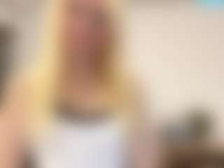 Live cam show with SavannaScallion - Blonde Hair Small Tits on mypornchat.com