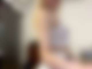 Live cam show with SavannaScallion - Middle Aged on Fapmatic.com