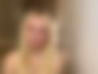 Live cam show with SavannaScallion - Mature Young Adult on Big Tits