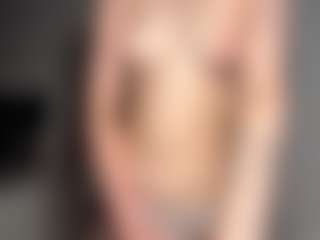 Live cam show with SavannaScallion - Brown Eyes Mature on Camsoda