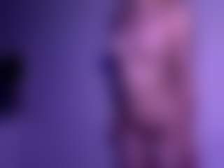 Live cam show with SavannaScallion - Blonde Hair on Camsoda