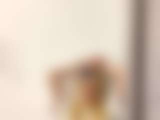 Live cam show with SavannaScallion - Mature Young Adult on Camsoda