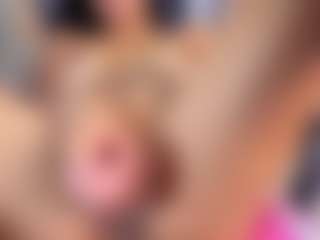 Live cam show with Violeta-Colucci-Tx - Facial on Livezox