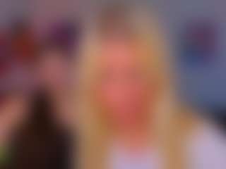 adri-sky's Live Sex Cam Show