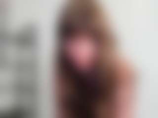 Live cam show with AgnesBeautiful - Lean on TeamSkeetLive