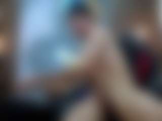 AlejoBussnek's Live Sex Cam Show
