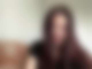 Bella's Live Sex Cam Show