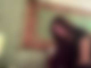 Bella's Live Sex Cam Show