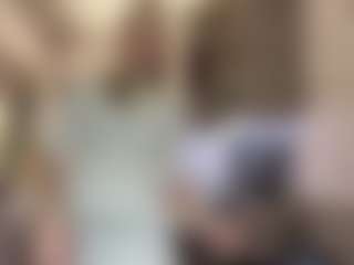 Live cam show with Emma - Belly on Camsoda