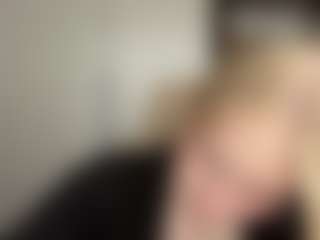 Emma's Live Sex Cam Show