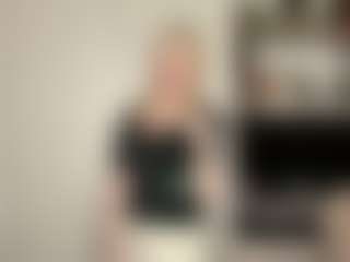 Live cam show with Emma - New Petite on sexylive.show