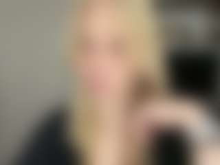 Live cam show with Emma - New Blowjob on Soda Cam