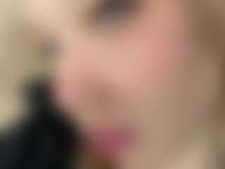 Emma's Live Sex Cam Show