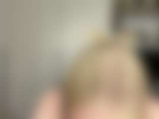 Live cam show with Emma - Dirty Talk on Hubzter Live
