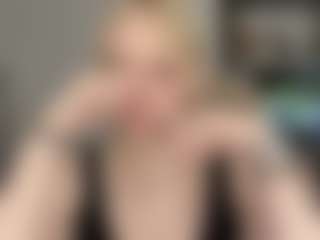 Live cam show with Emma - Sporty on CSO-WL