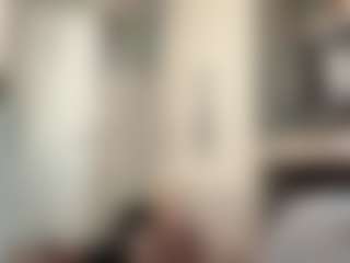 Live cam show with Emma - Petite Young Adult on Camming Site