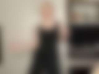 Emma's Live Sex Cam Show
