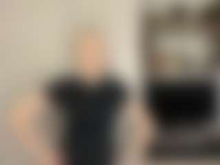 Live cam show with Emma - New Squirt on Pornisteam.com