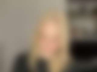 Live cam show with Emma - Role Play on Camming Site