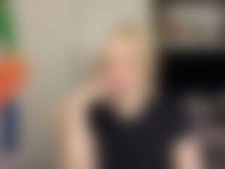Live cam show with Emma - Body Massage on Camsoda