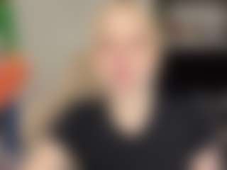 Live cam show with Emma - Body Massage on Camsoda